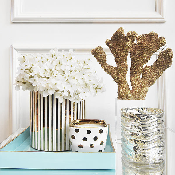 White and Gold Home & Decor Ideas for table tops.