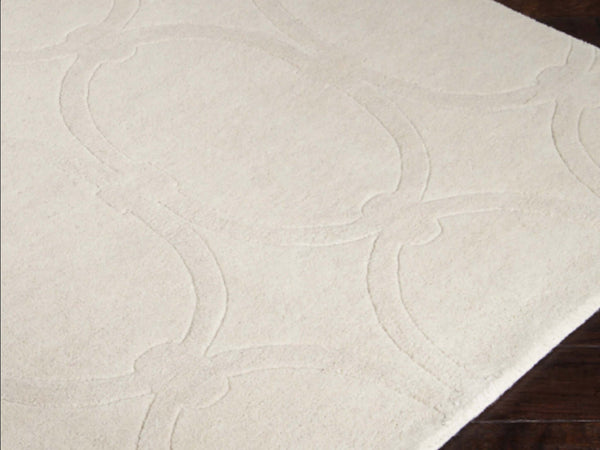 Close up look of the luxurious soft ivory wool of the Candice Olson Designer Collection: Modern Classics Infinity Light Rug.