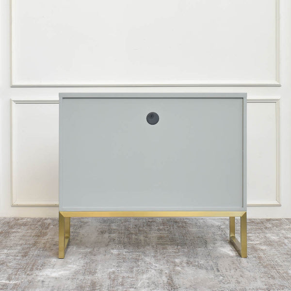 Back view of the Contratto sideboard, one grommet hole at the back for cable management. 