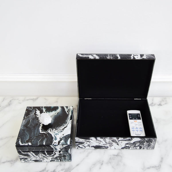 Perfect place to store your living room essentials, remote controls fits perfectly in, keep a neat and less cluttered coffee table look.