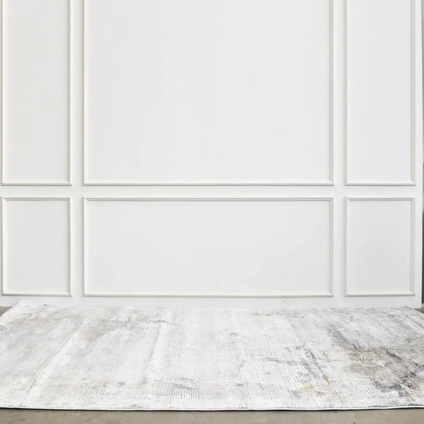 A dream choice, this beautiful rug embodies style and boasts simplicity and coziness with easy maintenance.