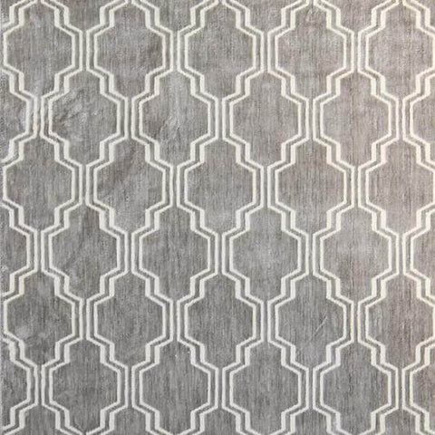 Quinn rug, This gorgeous quatrefoil pattern in warm neutral colors with warm grey works as an ideal anchor in your living room.