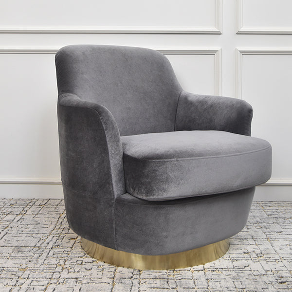 Medium firmness on the seat gives you comfort and style in one place.