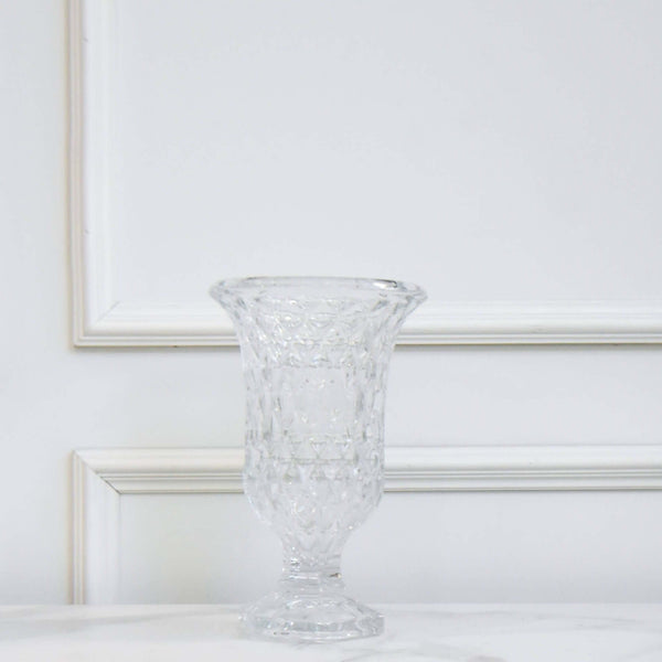 Victoria pedestal vase, Perfect for a modern luxurious living room or entrance decor design