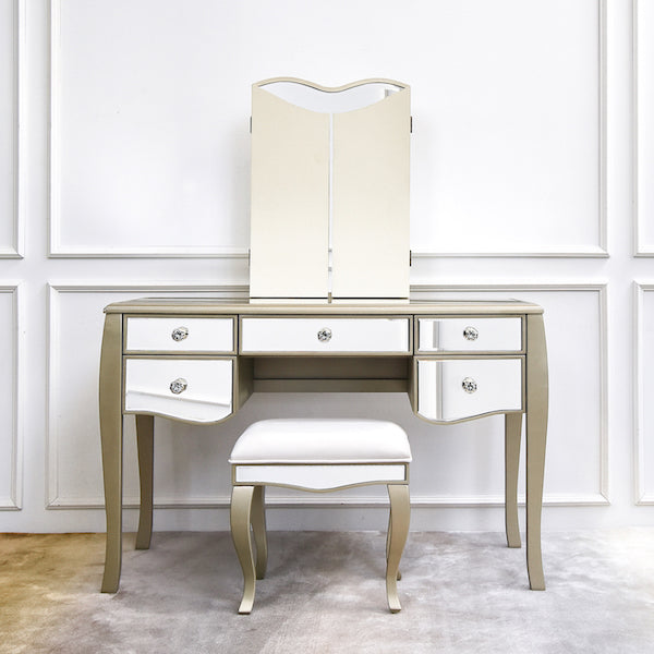 Victorian Vanity Dresser Table, Stool & Mirror Set. Foldable mirrors and comes with the matching stool piece.