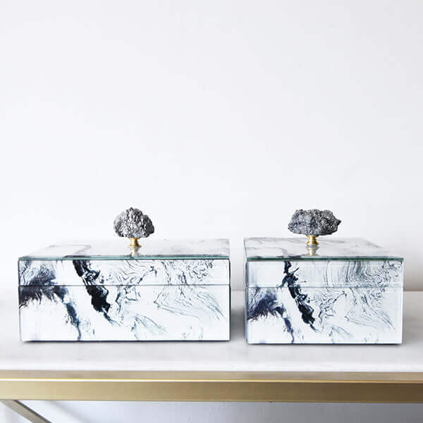 Marbled Trinket Box with Natural Stone, White.
