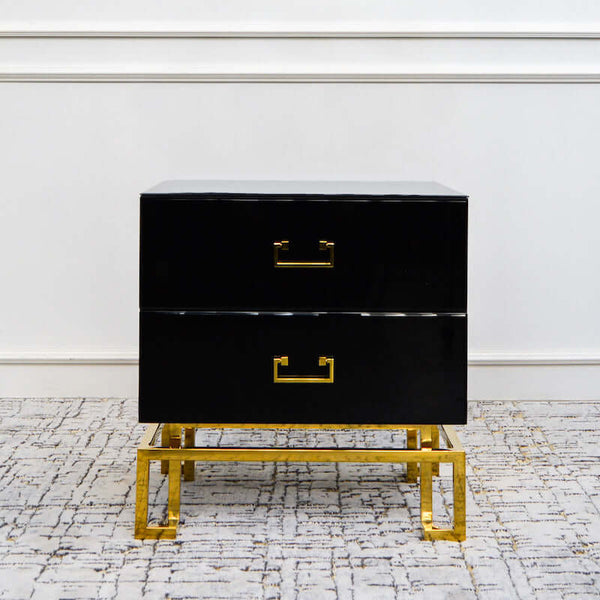Bold statement piece, Thierry II, 2 drawers end table.