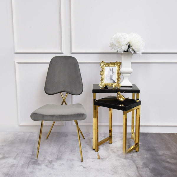 Versatile and weightless, the Artus accent chair suits small corners and matches petite side tables well.