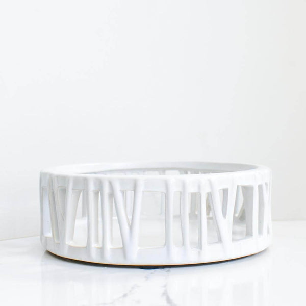 Small Ceramic White Round Tray, store jewellery and rings on your vanity table in a neat yet fashionable way.