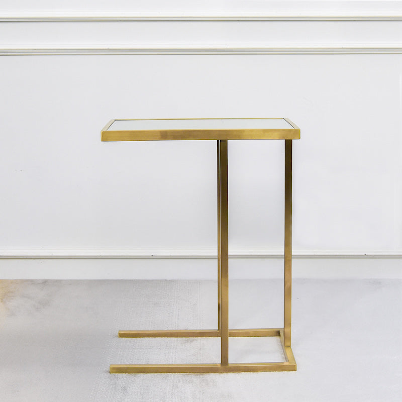 Avenue top c table