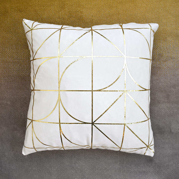 Designed with the Chrysler building inspirations, its champagne gold print geometric design celebrates an opulently modern take on this understated Art Deco cushion.