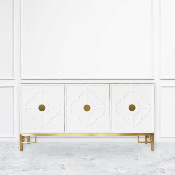 Create a luxurious living room space with the Divine 3 door cabinet. Large sufficient space for maximum storage.