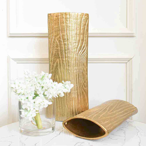 Crafted beautifully with 3D timber eye designs, this outstanding Georg Aluminium vase with an antique brass finish is an effortless addition to modern home design. 
